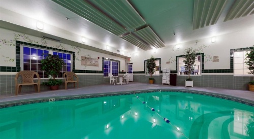 Country Inn & Suites by Radisson, Salina, KS image 16